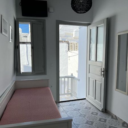 Traditional Myconian Studio In The Heart Of Chora Mykonos Town Exterior photo
